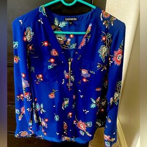 Size small Express blouse